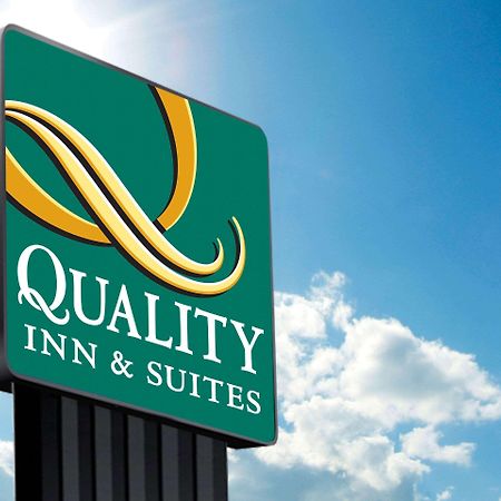 Quality Inn & Suites Pinedale Exteriör bild